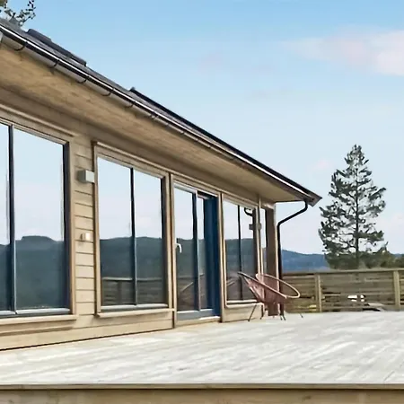 4 Bedroom In Sannidal